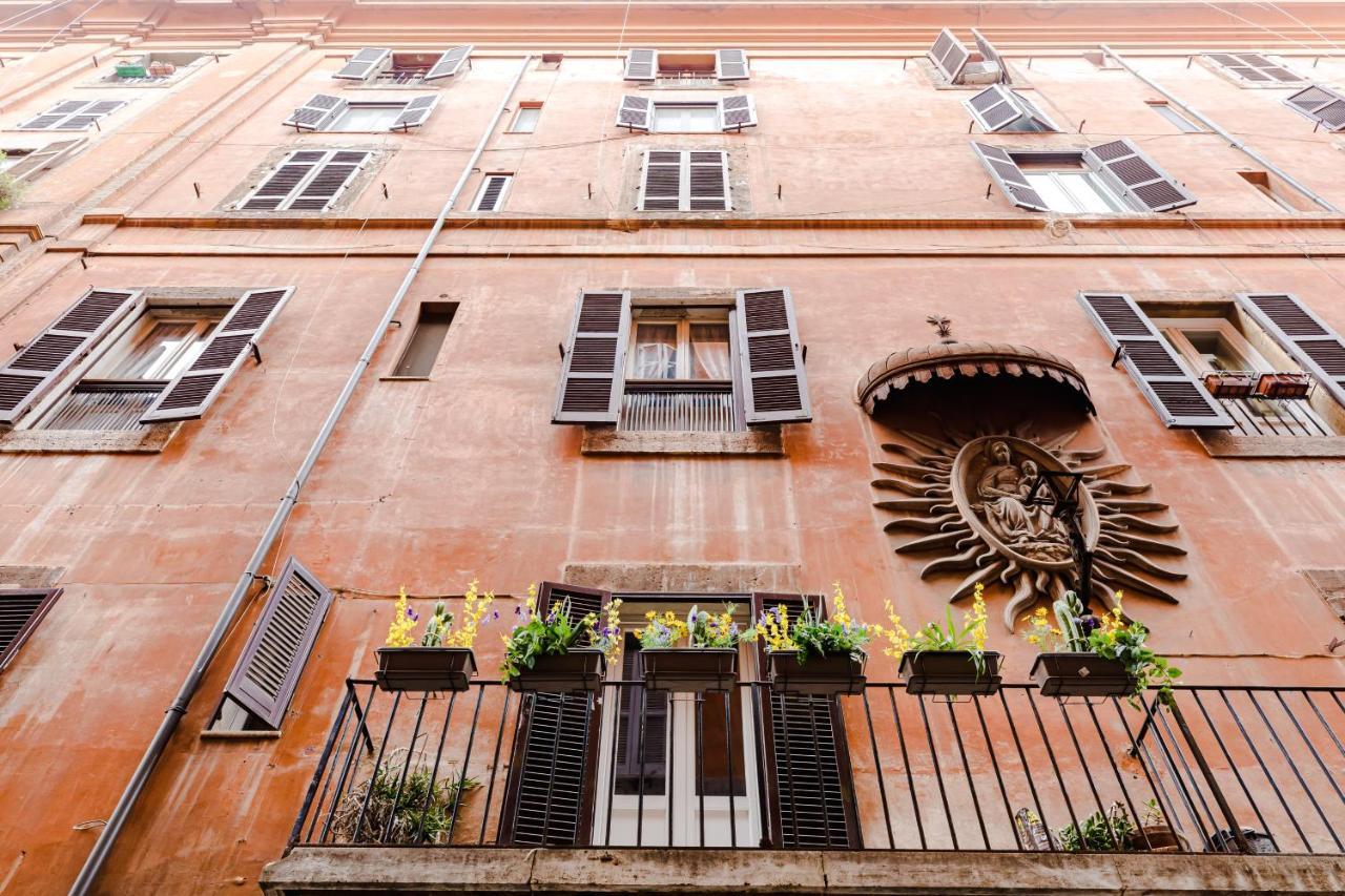 Charme Luxury Flat Campo Dei Fiori Apartment Rome Exterior photo