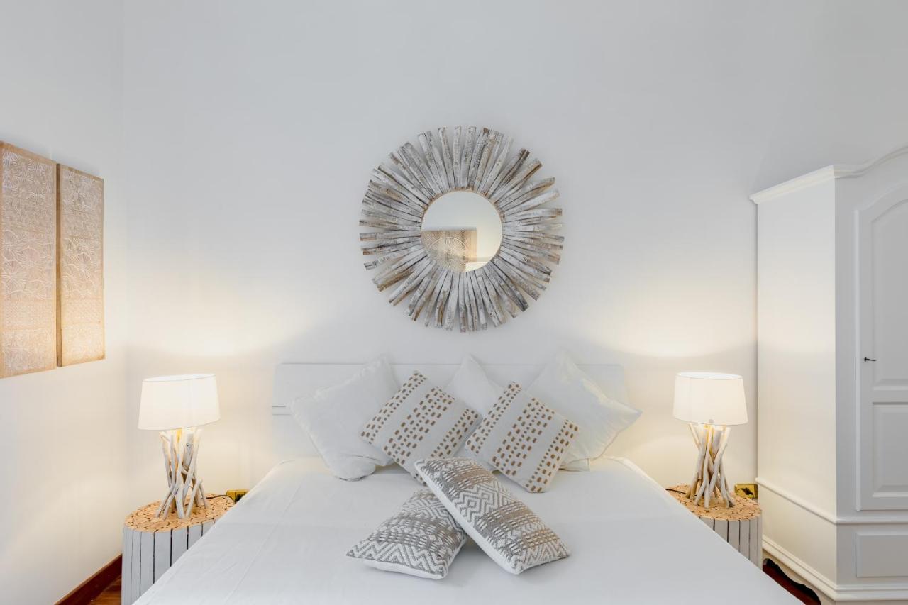 Charme Luxury Flat Campo Dei Fiori Apartment Rome Exterior photo
